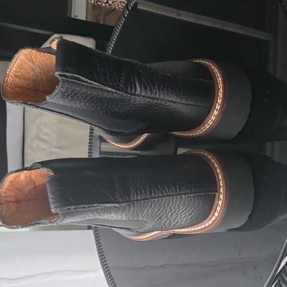 Madewell Black The Citywalk Lug Sole Chunky Chelsea Boots Size 6 - Picture 6 of 12
